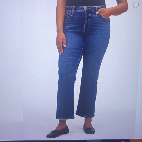 NWT Petite Kick Out Crop Jeans in Lenore Wash Petite 25 - Picture 2 of 4